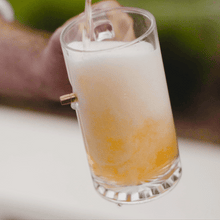 Lade das Bild in den Galerie-Viewer, Lucky Shot - Bierkrug mit .308