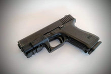 Lade das Bild in den Galerie-Viewer, RAIL ADAPTER GLOCK 19 | GEN 1 & 2 - MantisX.at